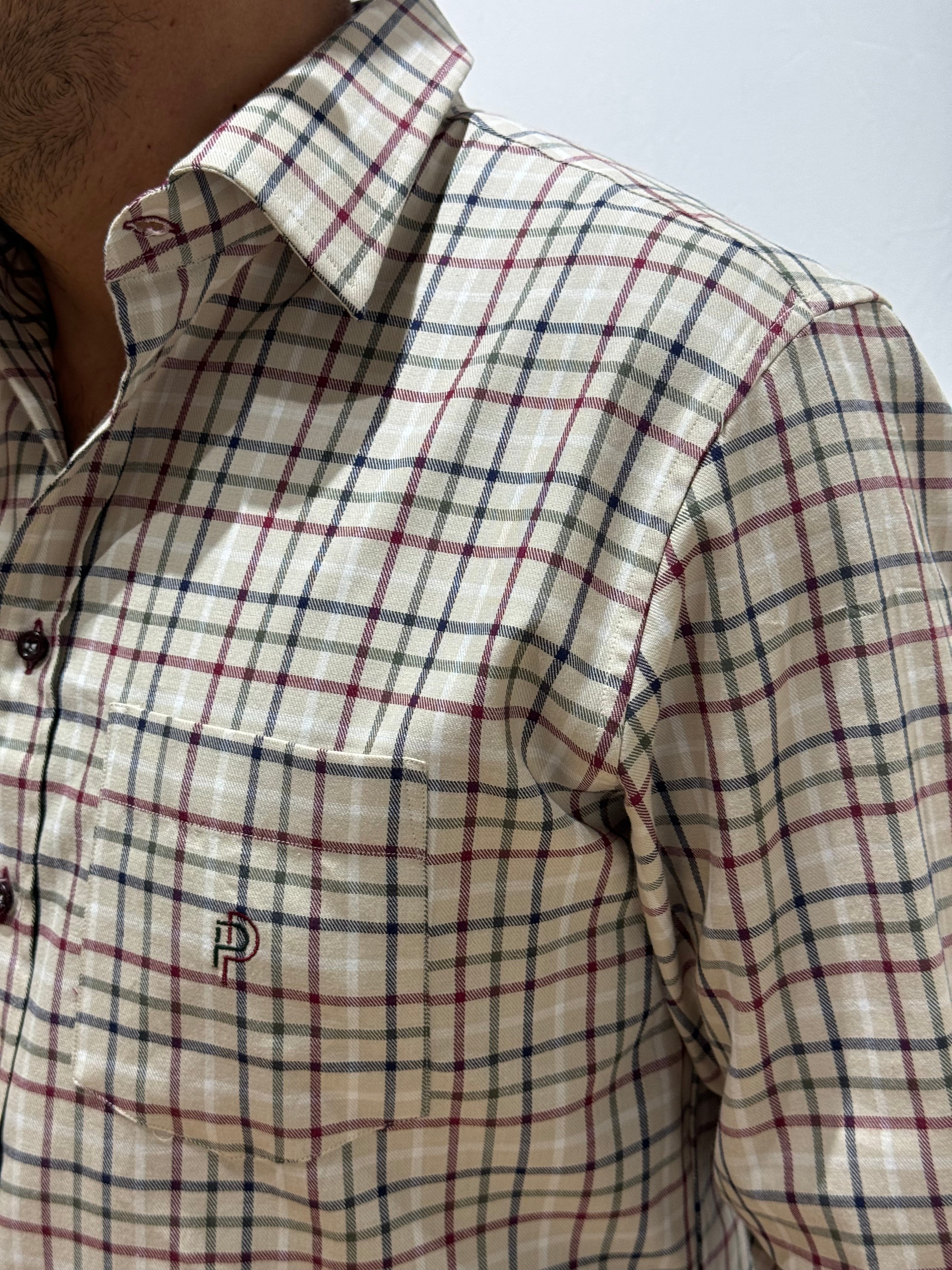 Camicia Uomo Regular Fit a Quadri – Collo Italiano e Logo Ricamato | Camiceria Pierro