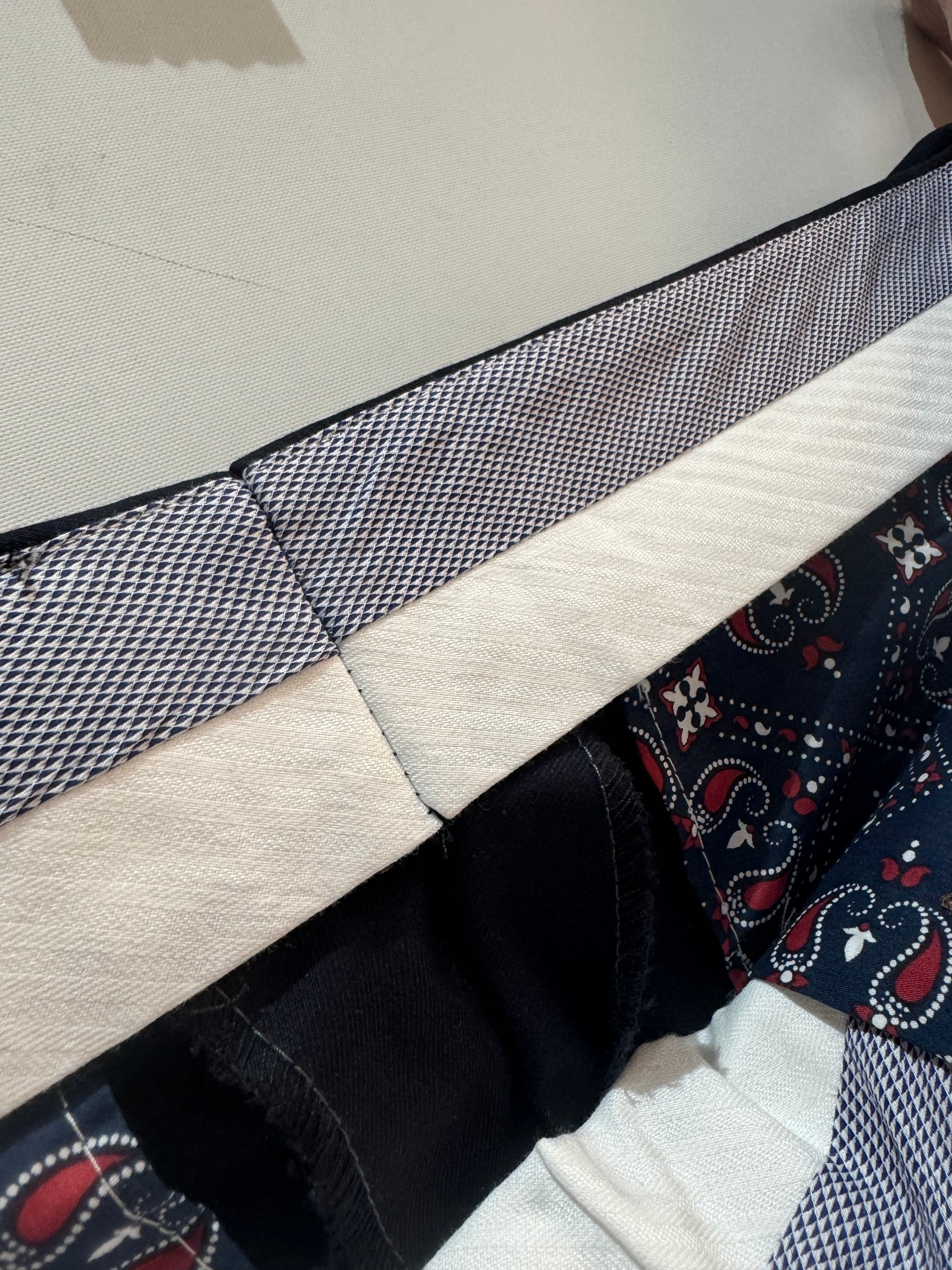 Pantalone Vita Alta Sartoriale con Fibbie Laterali | Pieraví