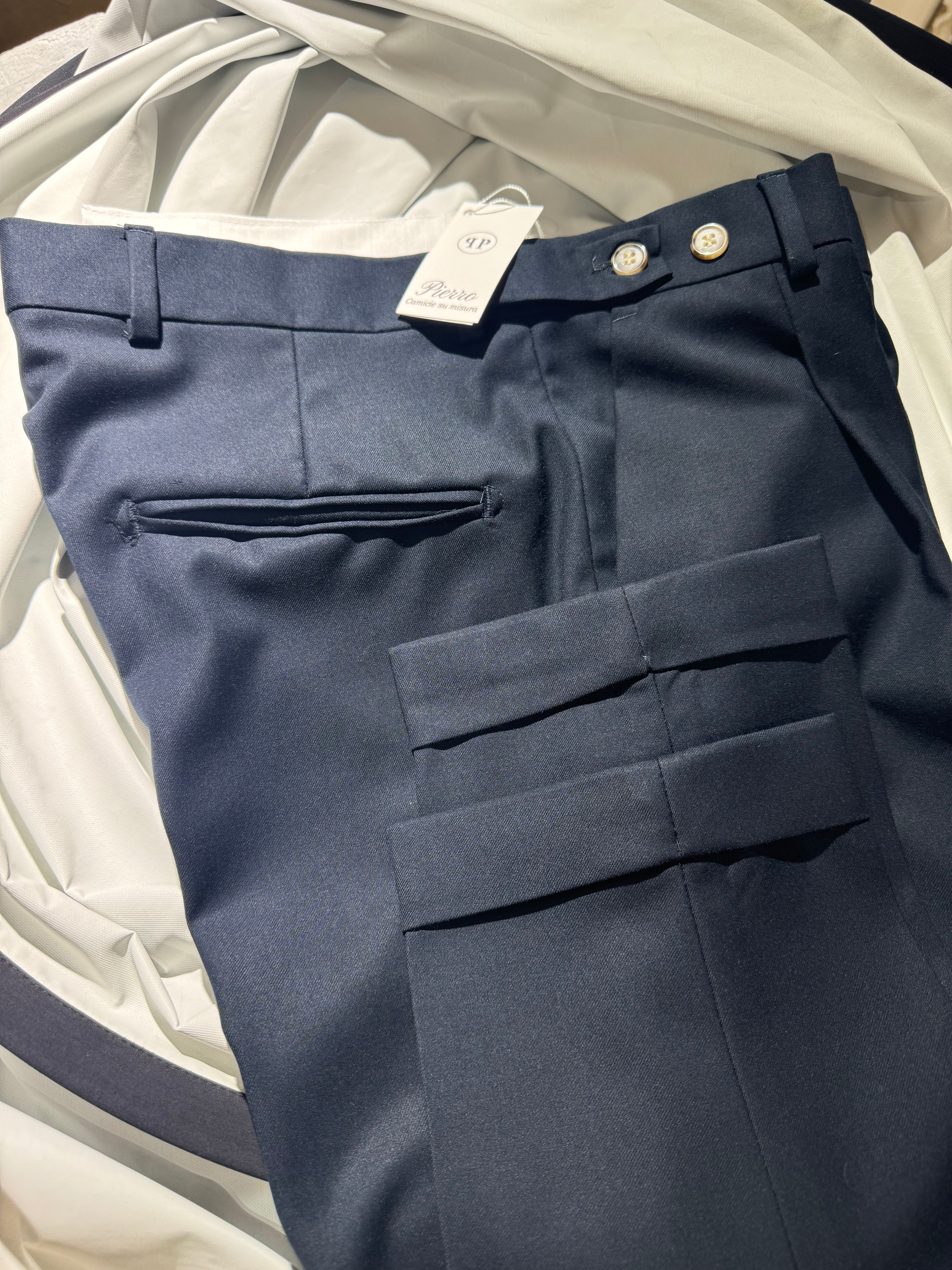 Pantaloni sartoriali 08 - frontal Pince