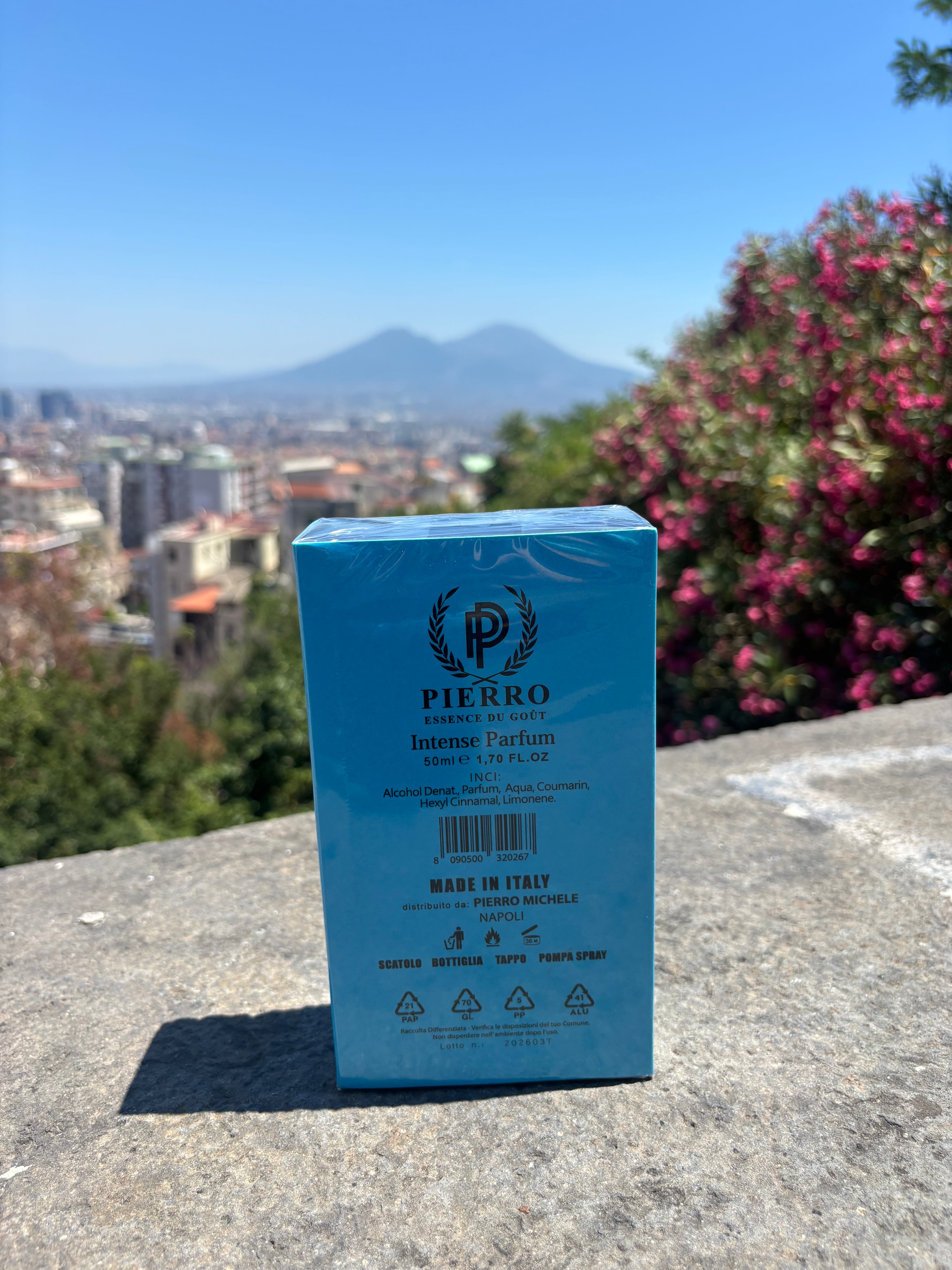 WOOD - magnetico , avvolgente , misterioso