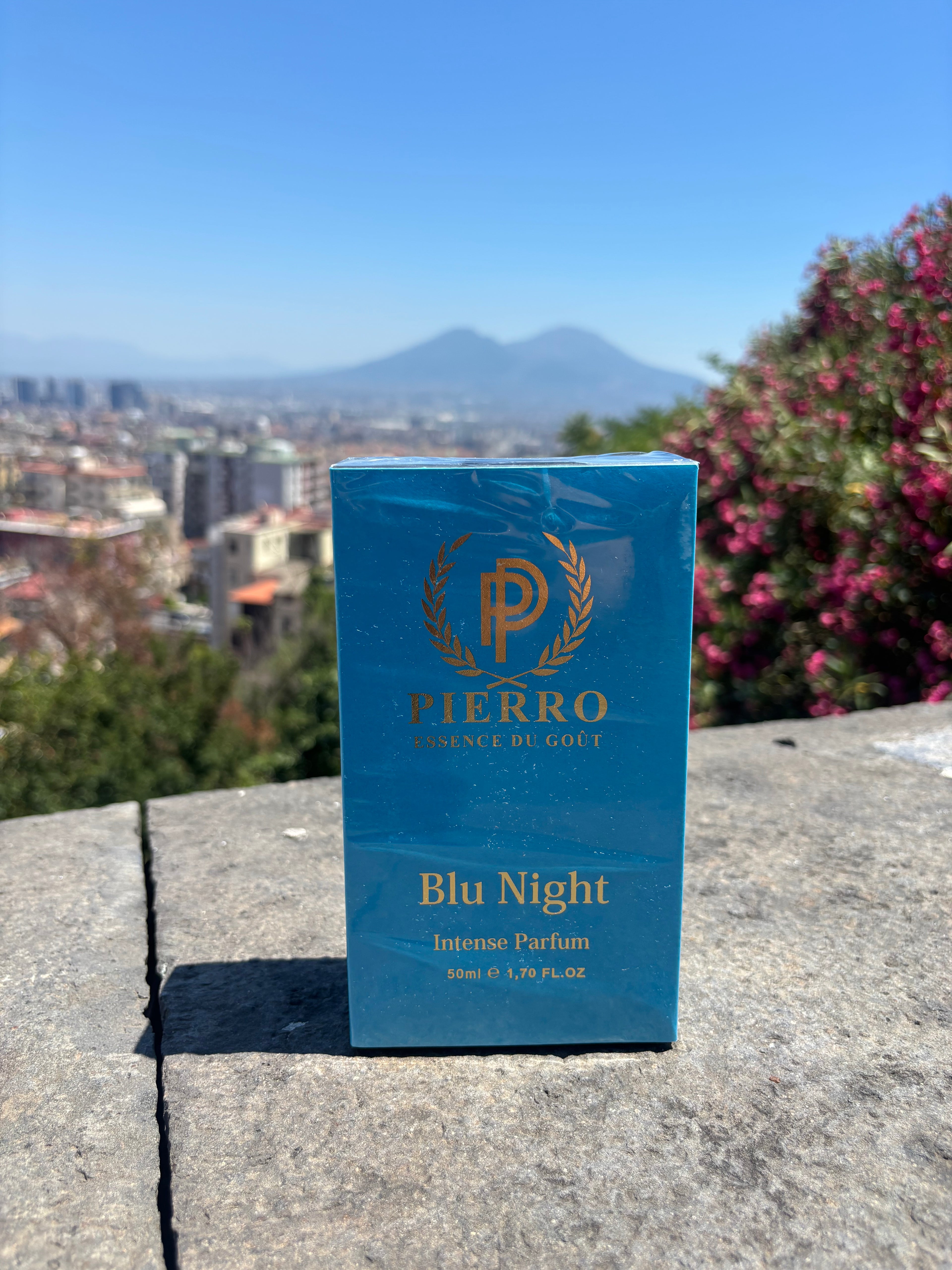 Blu Night - Intense Parfum | Un'Esperienza Legnosa, Vibrante e Rigenerante