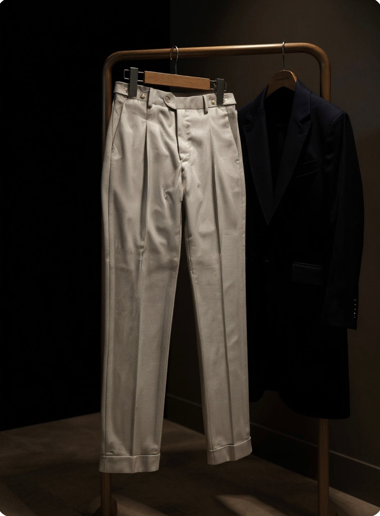 Pantaloni sartoriali 08 - frontal Pince